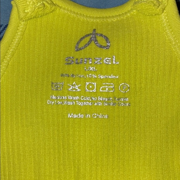 NWT Free to Be Tank, Crop Ribbed Tank Tops Seamless Racerback Camisoles   L/XL - Picture 6 of 7